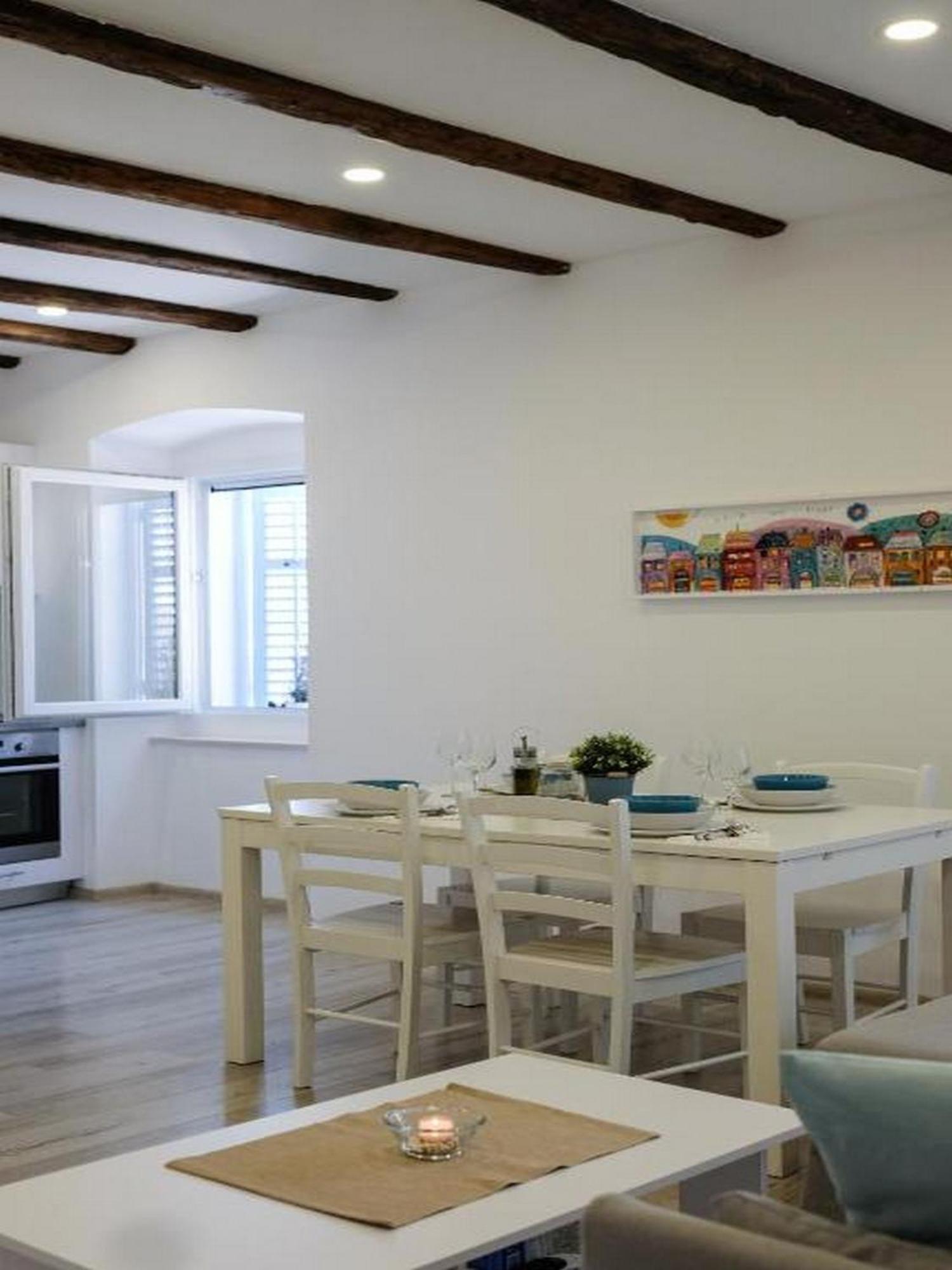 Apartments Blue Lavender Cres Rum bild
